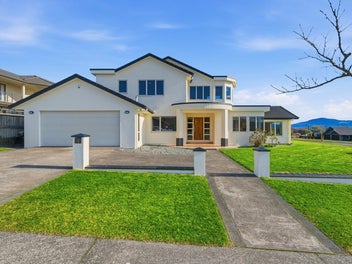 Prestige Position & Stunning Views
