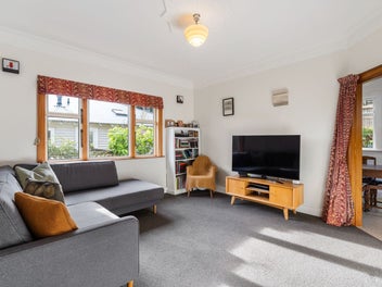 Your Slice of Wadestown Paradise