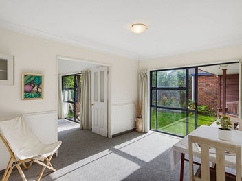 Sunny, Spacious – And Exceptionally Convenient
