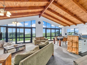 FAMILY LIVING WITH SUBDIVISION POTENTIAL