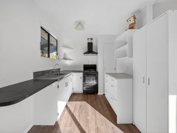 Private Setting; Central Convenience