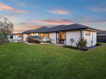 Quiet Cul-de-Sac, Big Family Appeal