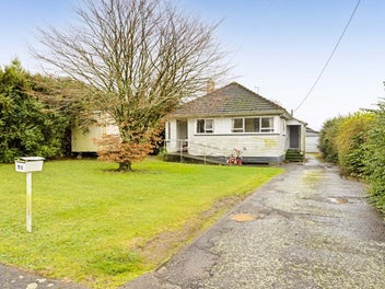 Opportunity Awaits on Pembroke