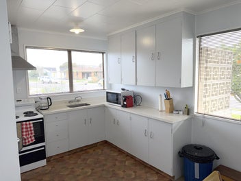 Great Location - Fully Redecorated!