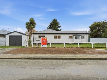 Country Town Living - Modern Updates