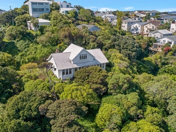 Character villa with endless potential