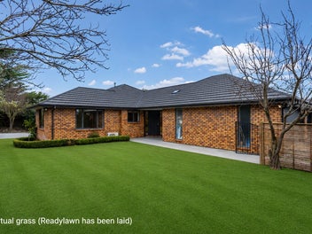 Big on Space, Warmth & Family Appeal!