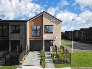 Spacious & Brand New McLennan Park