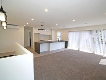 Image 1 of 20
