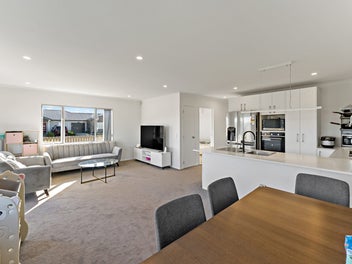 Must Sell | Single-Level Freehold Corner Home