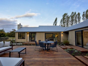 Refined rural living, Queenstown