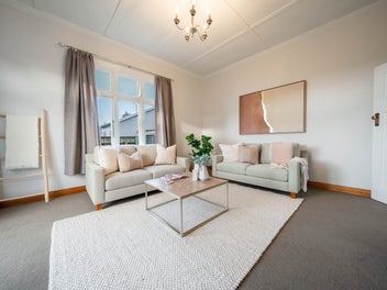Charm, Comfort & Convenience!