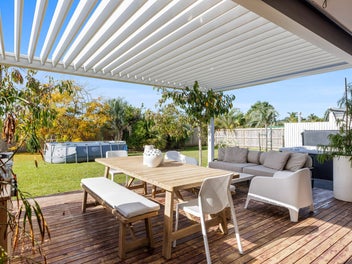Spacious, High Spec, Mangawhai Escape