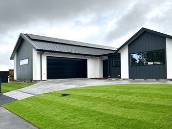 New spacious family home- move in ready!