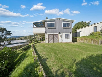 Sea View Retreat