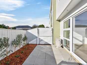 Private and peaceful central living