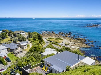 Build Your Dream Home on the South Coast