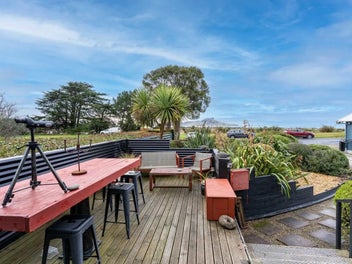 Position, views, and lifestyle all in one!