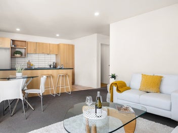 City convenience - three bedrooms