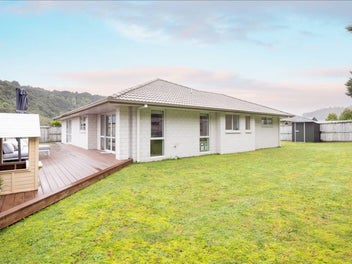 Brick, Spacious & Modern...Tick!