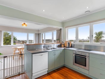 Ignore CV - Last Chance To View Before Auction!