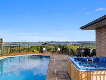 Turn-Key Lifestyle, Sea For Miles