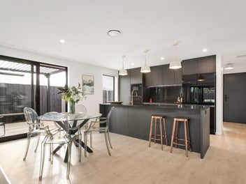 Sophisticated, Sunny & Spacious