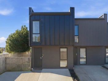 Large Corner Site | Master Build Guarantee
