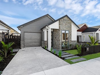 PREMIUM SINGLE-LEVEL LIVING | Reserve Outlook