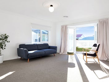Warm, healthy & secure in a prime location