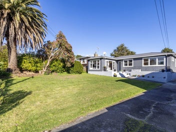 Popular Kaitawa Crescent