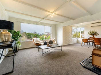 Renovated & Ready to Settle