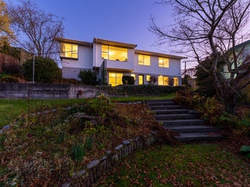 Renovated & Ready to Settle
