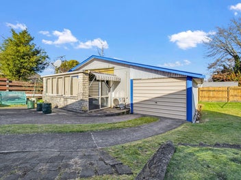 Dual Dwelling Delight! Priced To Sell!