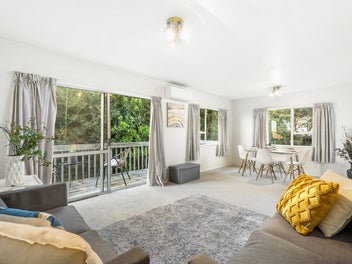 1st Home Buyers Love Nest.