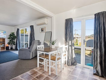Calling All 1st-Home Buyers - Nest or Invest!