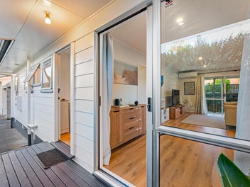 North-Facing, Garden-Facing, Buyer-Facing