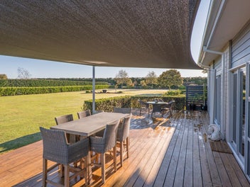 Grace, space and privacy in a secluded garden