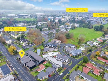 LOCATION. GATE ONE. WAIKATO UNIVERSITY!