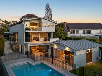 Huge St Heliers Masonry + Pool