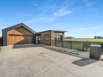 Exceptional build, prepared to sell below RV
