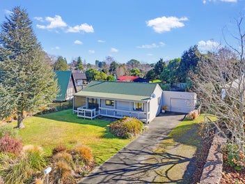 Warm, Easy Living in a Quiet Cul-de-Sac