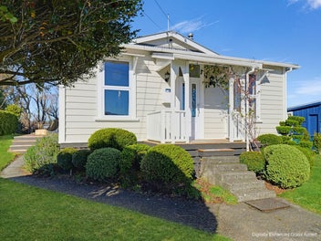 Historic Cottage Living