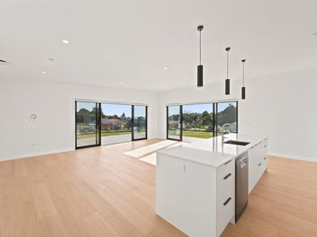 Move in ready with sea views!