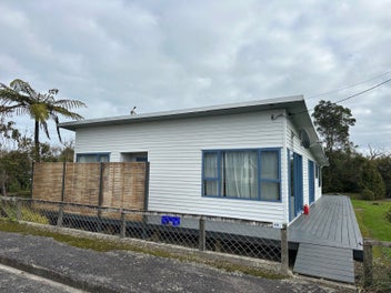 Image 1 of 28