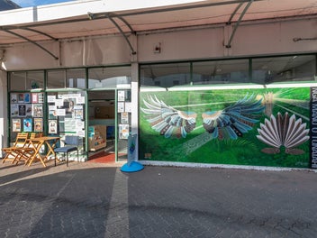 Image 1 of 28