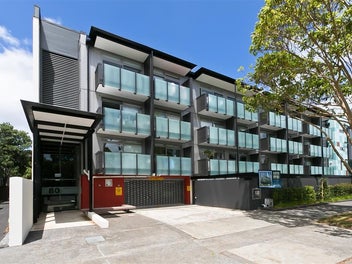 Image 1 of 10