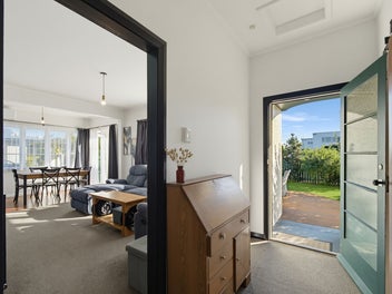 Sun, Space & Seriously Good Living!