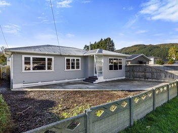 Image 1 of 20