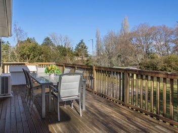 Country Charm on the Edge of Town
